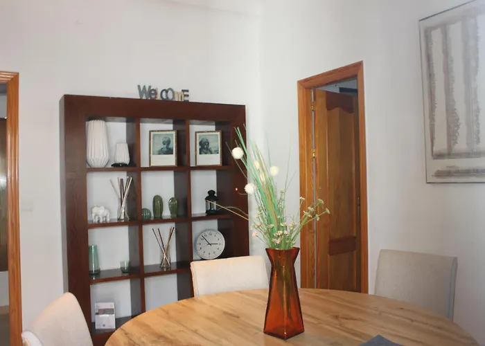 Apartamentos En Cordoba, Puente Romano Y Torre Calahorra